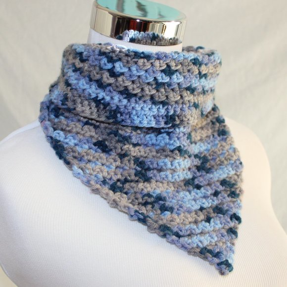 🐶 NEW Child Bandana Crochet Cowl or Pet Handkerchief HANDCRAFTED - Picture 2 of 4